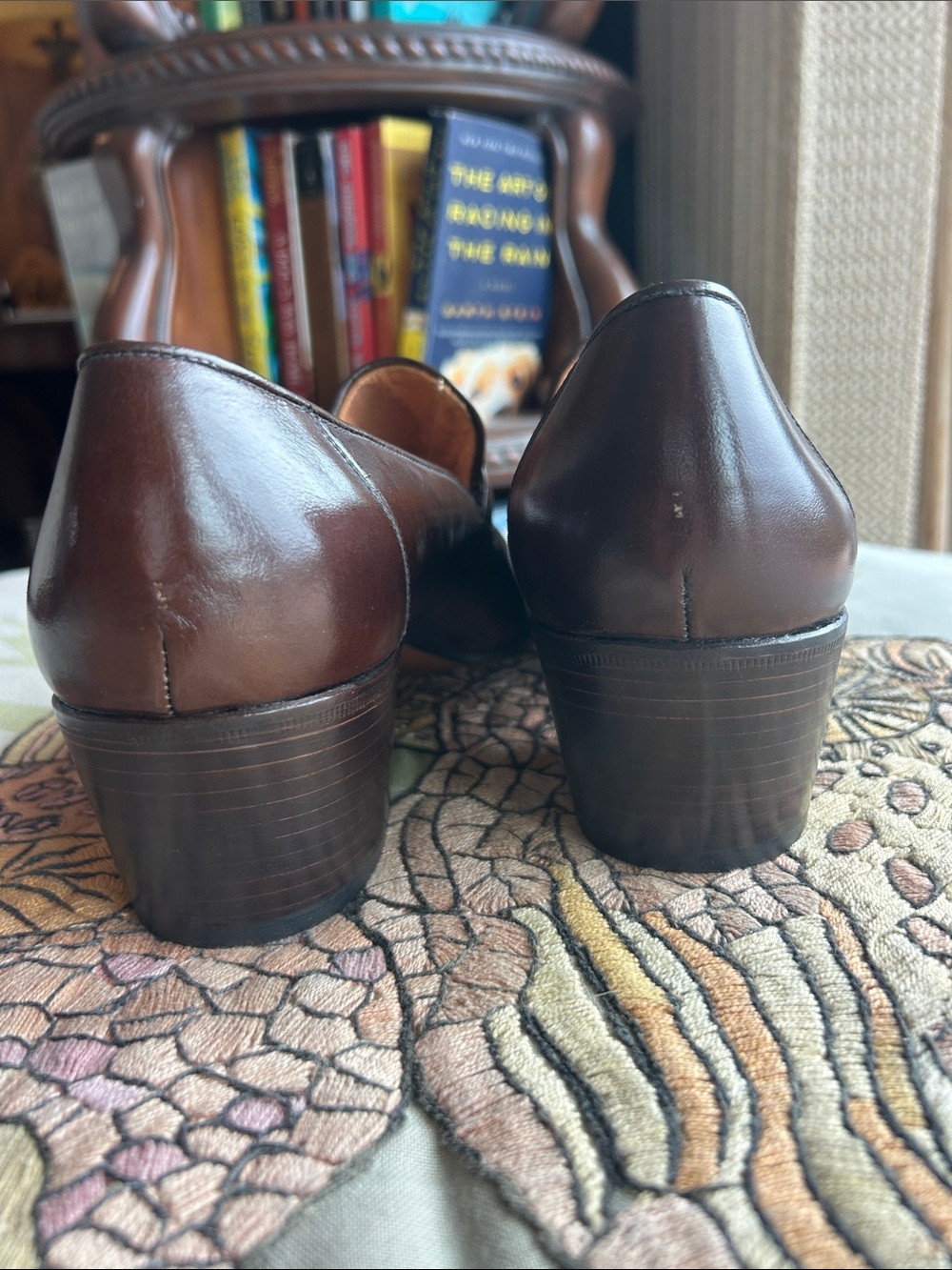 Vintage McQueen Made in Italy Classic Women’s Brown Leather Heels Loafers - Picture 5 of 8